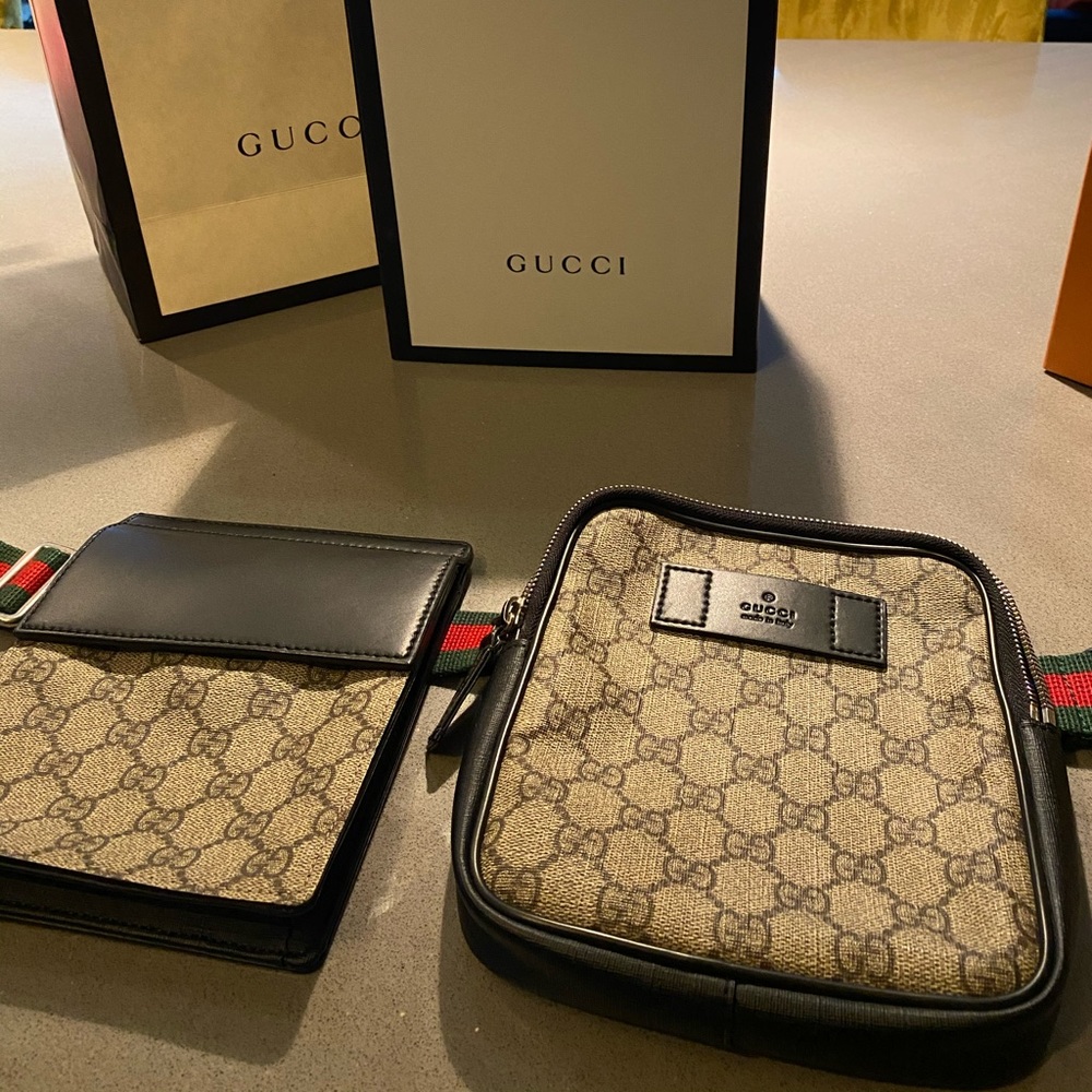 Gucci GG Supreme Belt Bag